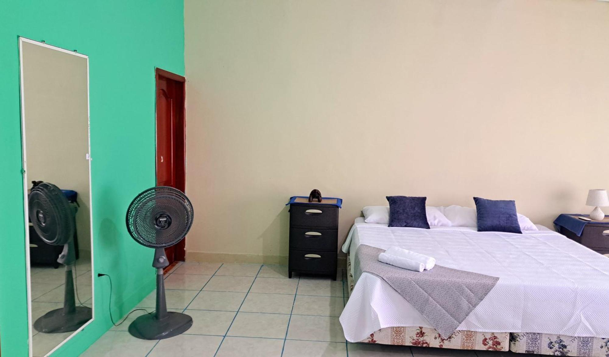 Hospedaje Maen Puerto Villamil Exteriör bild